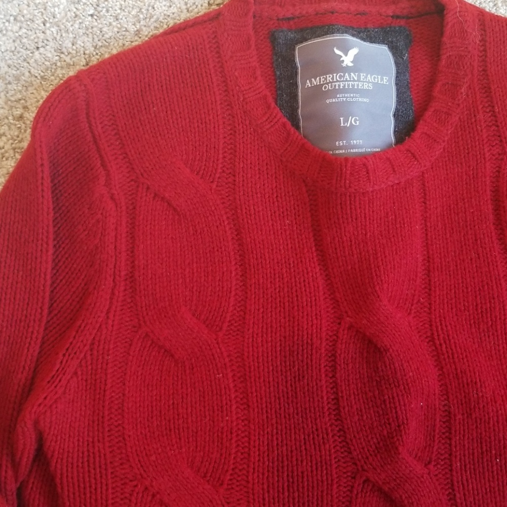 Men's Sweater - Picture 2 of 4